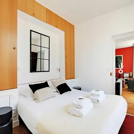 Apartment Spacious Duplex - 2br 6p - Le Marais Paris